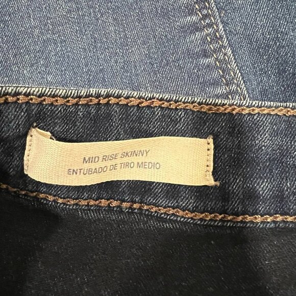 Universal Thread Jeans - Mid Rise Skinny Size 8 - Picture 5 of 8